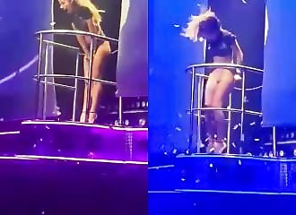  Oops, she wasn't expecting that! 